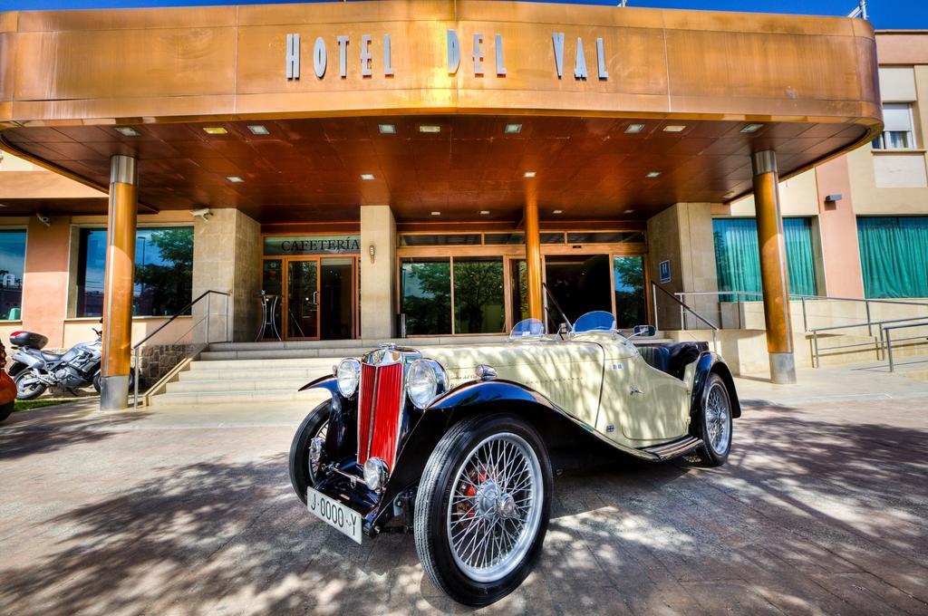 Hotel Del Val - Parking Gratuito Andújar Zewnętrze zdjęcie