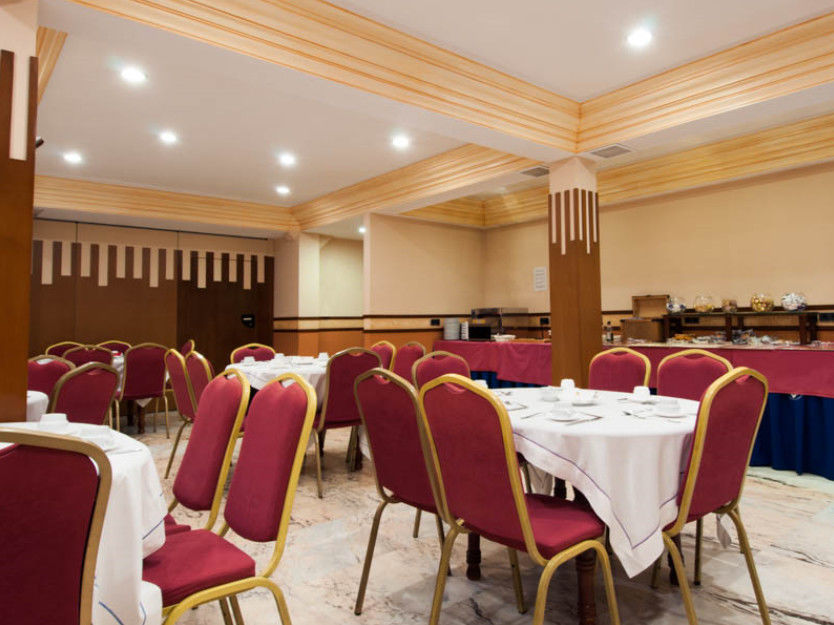 Hotel Del Val - Parking Gratuito Andújar Zewnętrze zdjęcie