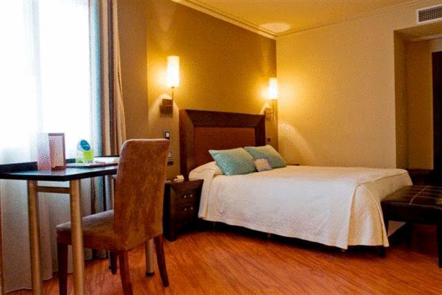 Hotel Del Val - Parking Gratuito Andújar Zewnętrze zdjęcie