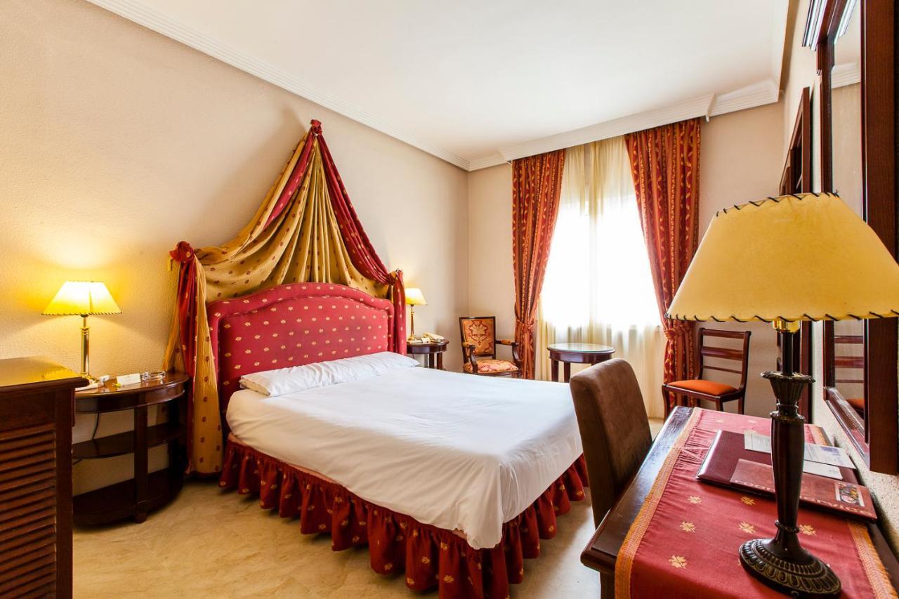 Hotel Del Val - Parking Gratuito Andújar Pokój zdjęcie